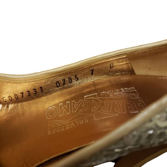 Salvatore Ferragamo Fabina silver sequin heels size 7 - Picture 10 of 10
